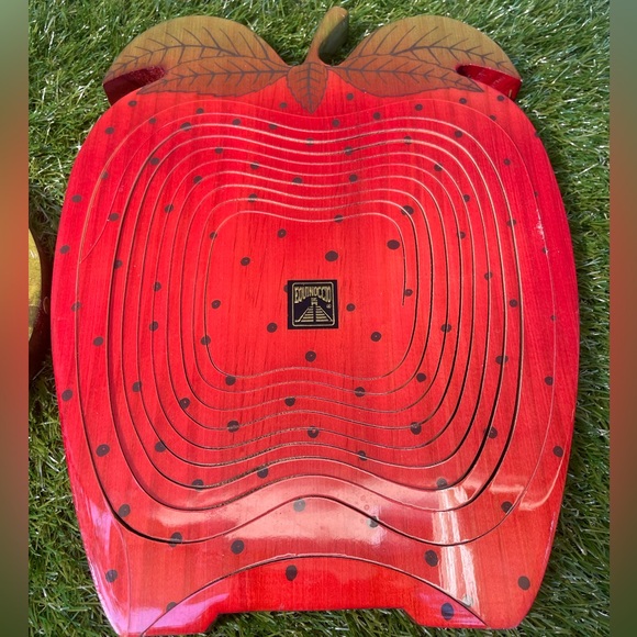 Pair of Vintage Equinoccio Red Apple and Watermelon Collapsable Wood Cut Display - Picture 10 of 13